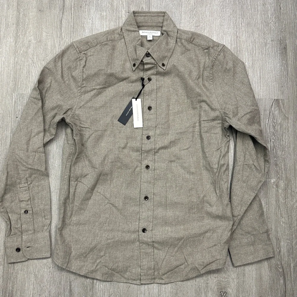 Banana Republic Men's STANDARD-FIT LIGHTWEIGHT FLANNEL SHIRT Casual Button-Down